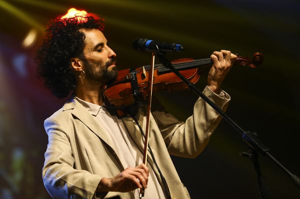 Vote para escolher a canção favorita do Festival de Música Rádio Nacional